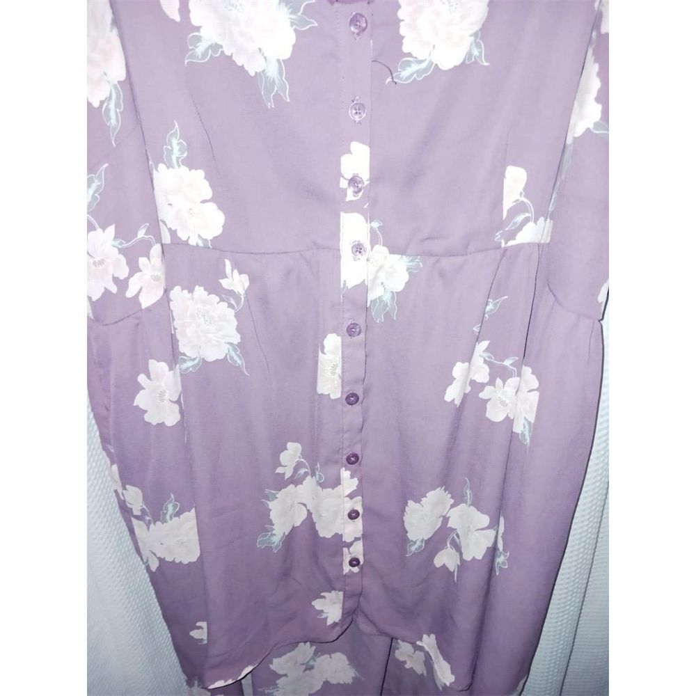 Torrid Floral Purple Women's Top - Picture 3 of 6